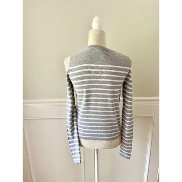 Forever 21 Gray & White Stripe Sweater S - Picture 3 of 4